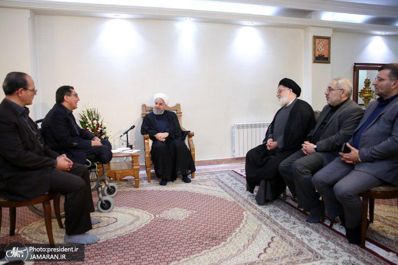 روحانی: راهی جز ایستادگی و مقاومت در برابر فشار و توطئه دشمنان نداریم