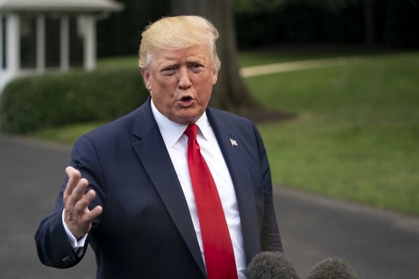 ترامپ: دموکرات&zwnj;ها نمی&zwnj;گذارند هیچ کاری انجام شود