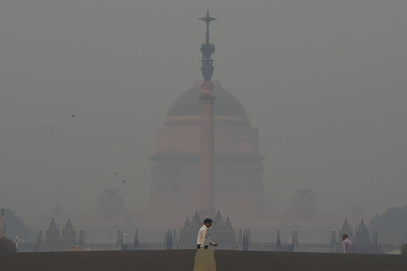 وضعیت بحرانی هوا در هند (+عکس)