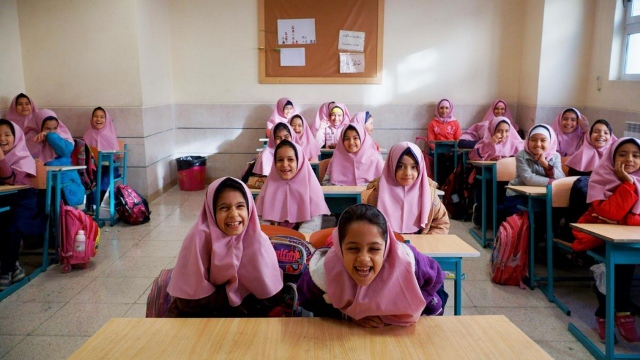 دانش آموزان افغان