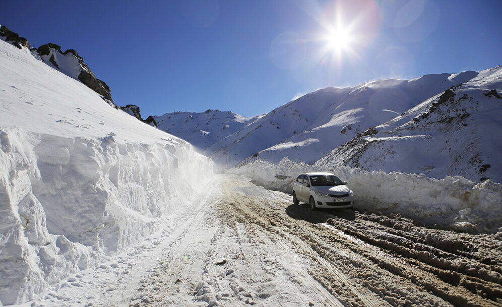 تاریک&zwnj;دره؛ پیست بین&zwnj;المللی با جاده محلی