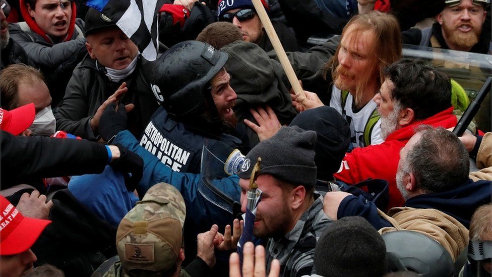 پلیس آمریکا: شورش کنگره شبیه جنگ قرون وسطایی بود