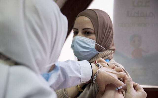 تسریع واکسیناسیون در اسرائیل راهکار انتخاباتی نتانیاهو/ واکسن تا ۲ هفته دیگر به فلسطین می‌رسد
