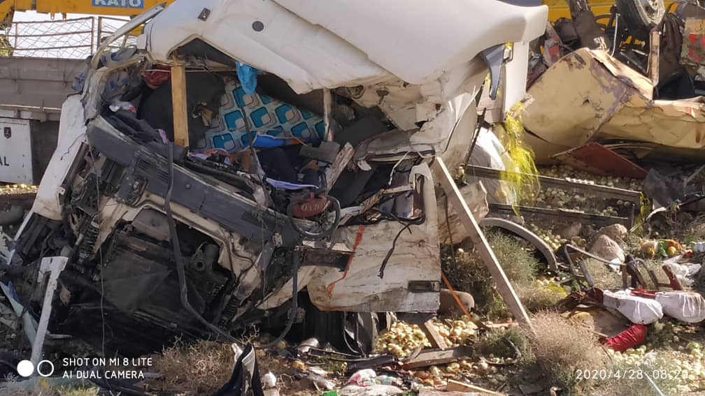 12 کشته در تصادف تریلی با اتوبوس در خراسان جنوبی