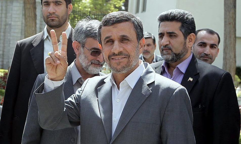 رسانه اسراییلی: خیز احمدی نژاد برای بازگشت به قدرت
