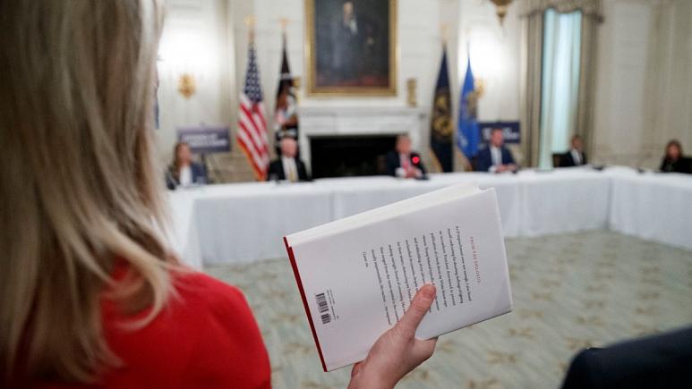 بولتون در کتاب جنجالی&zwnj;اش