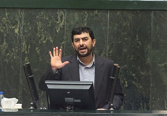 مجلس به مدرس خیابانی رای اعتماد نداد