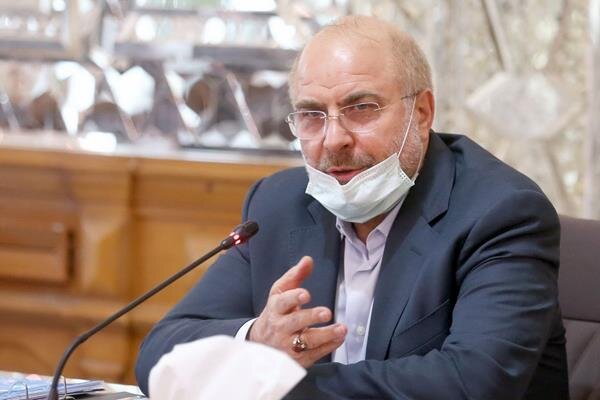 قالیباف: دولت ارزش پول ملی را رها کرده است