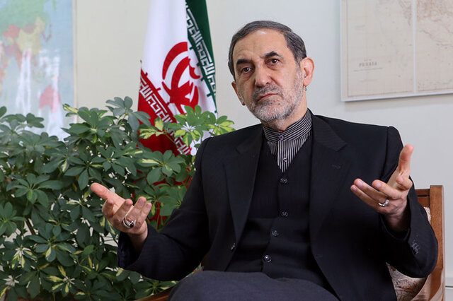 ولایتی: مناطق اشغالی آذربایجان باید تخلیه شود اما راه&zwnj;حل آن نظامی نیست