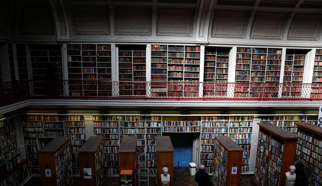ورود مردم به کتابخانه های بریتانیا پس از سه ماه تعطیلات کرونایی