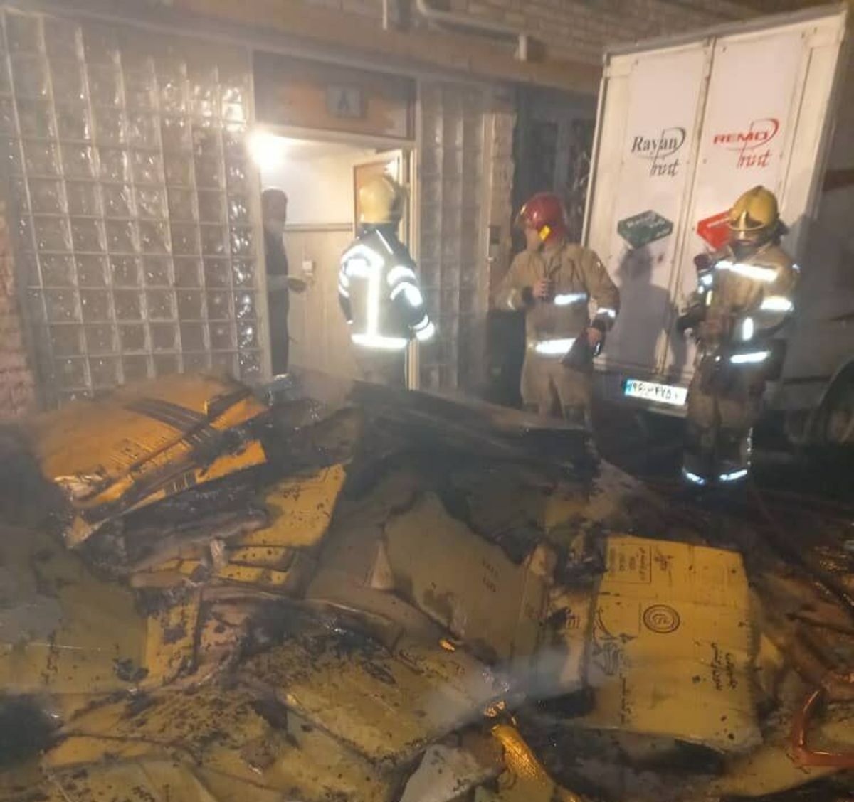 آتش سوزی خوابگاهی در تهران/ نجات 70 نفر
