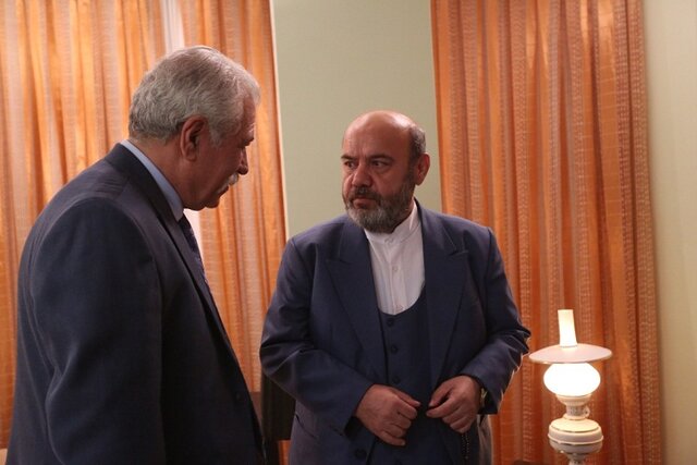 فیلم عروسک