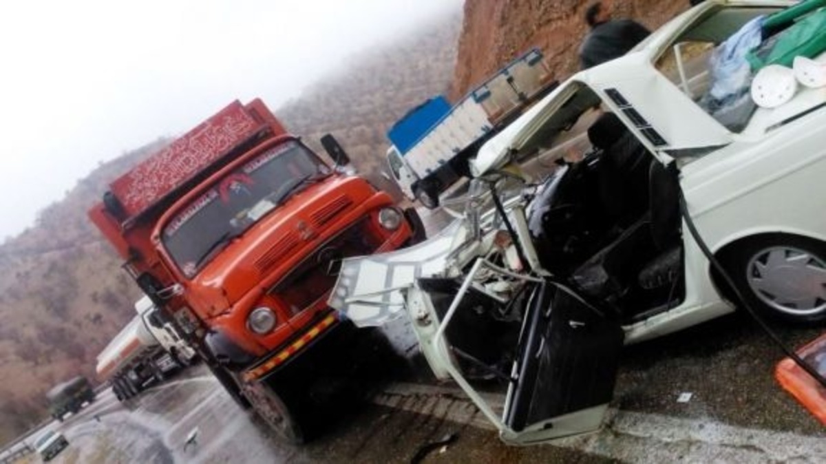 لرستان/ 3 کشته در تصادف جاده الشتر، فیروز آباد
