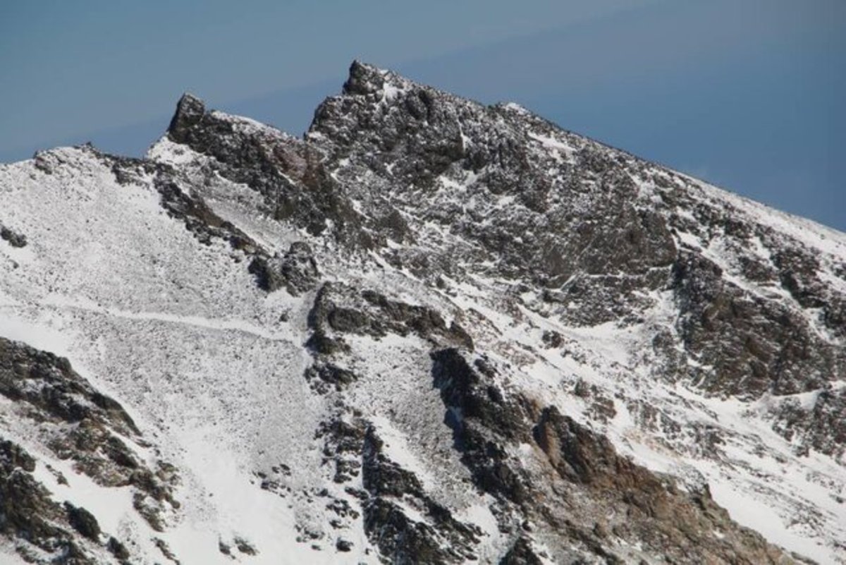 جزئیات فوت 2 کوهنورد در علم‌کوه مازندران/ امدادگران هم گرفتار شدند