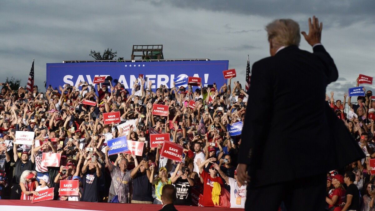 ترامپ هوادارانش را به تجمع در آریزونا فراخواند