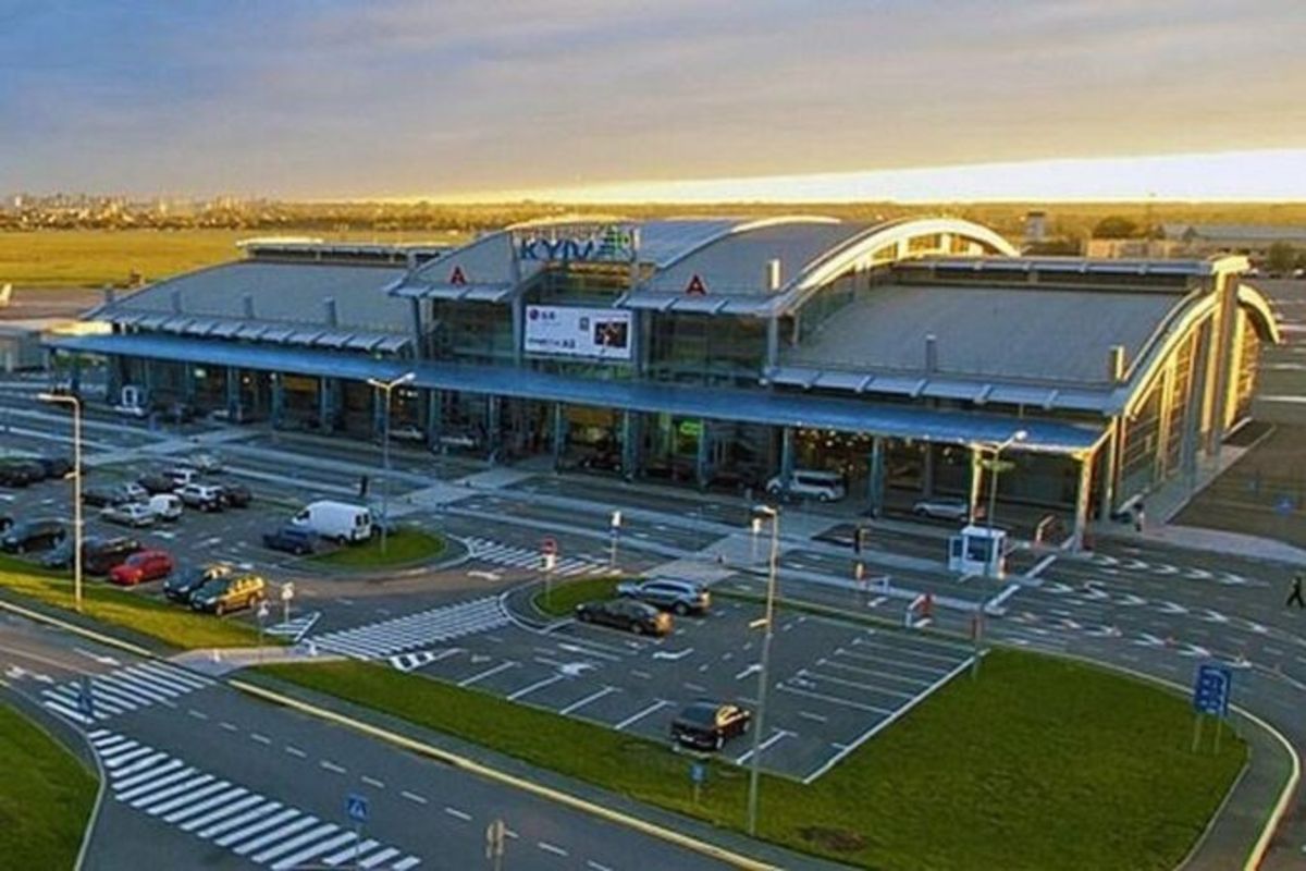 تخلیه فرودگاه کی یف پس از تهدید به بمبگذاری