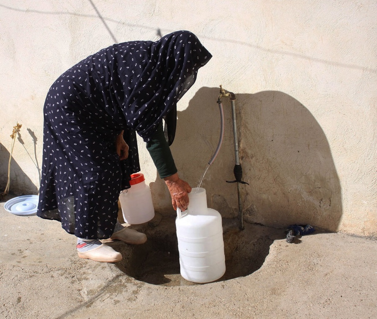مدیر عامل آبفا خوزستان: مشکل آب شرب ۷۰۳ روستای خوزستان برطرف شد