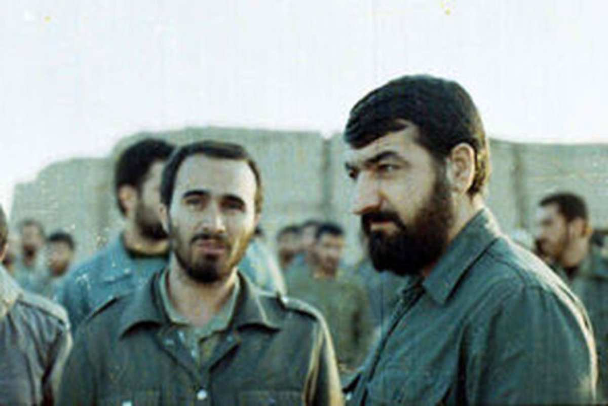اولین انتشار مکالمه محسن‌رضایی و شهید خرازی در عملیات کربلای۴ (فیلم)