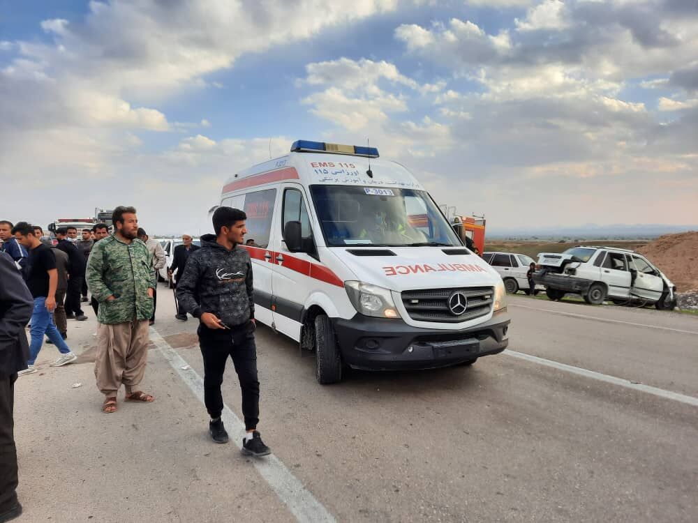 بوشهر/ تصادف در دیر با سه کشته و پنج مصدوم