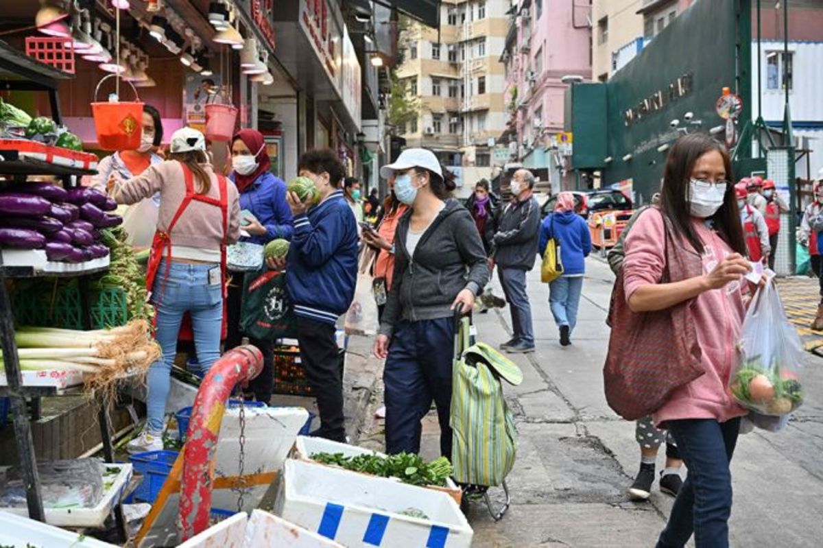 محدودیت‌های جدید کرونایی در هنگ کنگ/  هول دوباره خرید و شلوغی آرایشگاه ها
