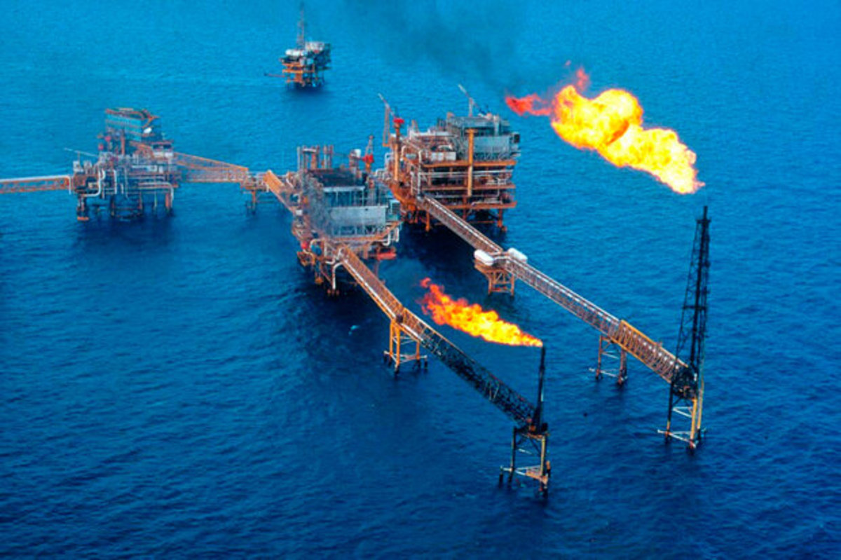 رویترز: صادرات نفت ایران به بالاترین سطح از زمان تحریم رسیده