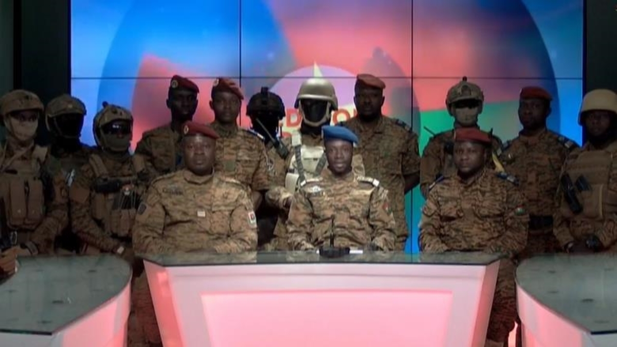 کودتا در بورکینافاسو/ ارتش قدرت را به دست گرفت
