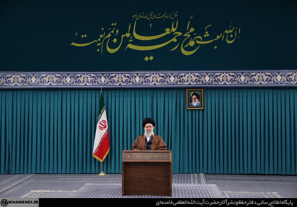  آیت الله خامنه‌ای: طرفدار توقف جنگ در اوکراین هستیم