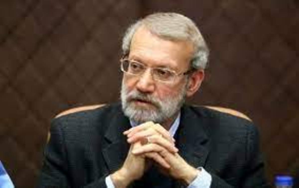 علی لاریجانی: وابستگی سازمان روحانیت به دولت‌ها، دلیل نابسامانی‌های فکری است