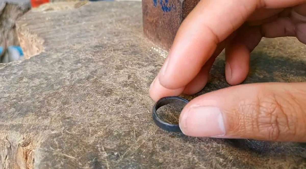 ساخت انگشترهای زیبا با سکه (فیلم)