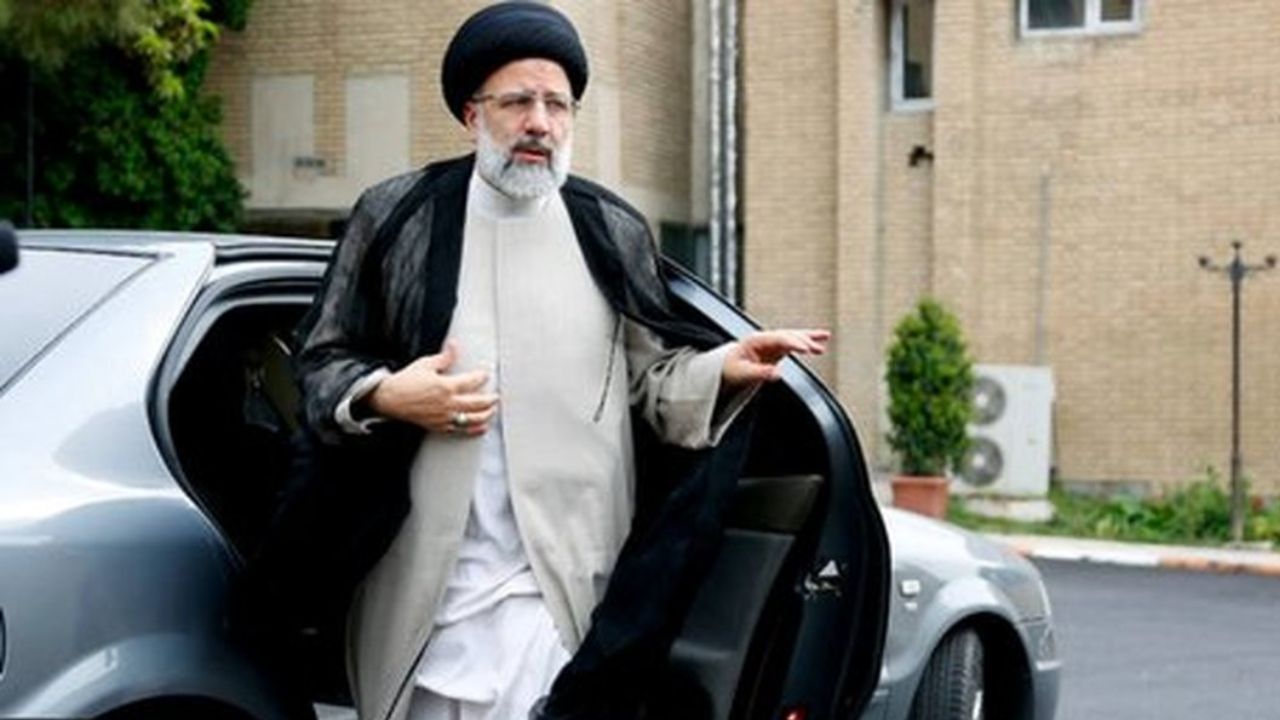 تکذیب دیدار مردمی رئیسی در مشهد