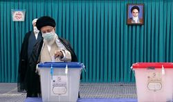 فرانس پرس: آغاز انتخابات ایران با حضور رهبر انقلاب در شعبه اخذ رای