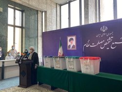 رییس مجمع تشخیص مصلحت نظام: راه حل مشکلات قهر کردن با صندوق رأی نیست