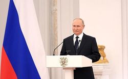 پوتین: وضعیت کرونا در برخی از مناطق روسیه بحرانی است