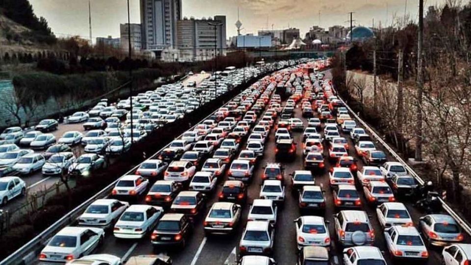 ترافیک نیمه‌سنگین در جاده هراز و فیروزکوه