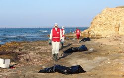غرق شدن ۴۳ مهاجر در سواحل تونس