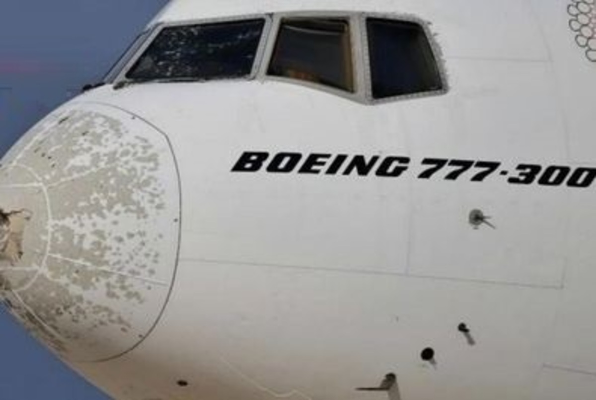 تگرگ بویینگ 777 را نابود کرد (عکس)