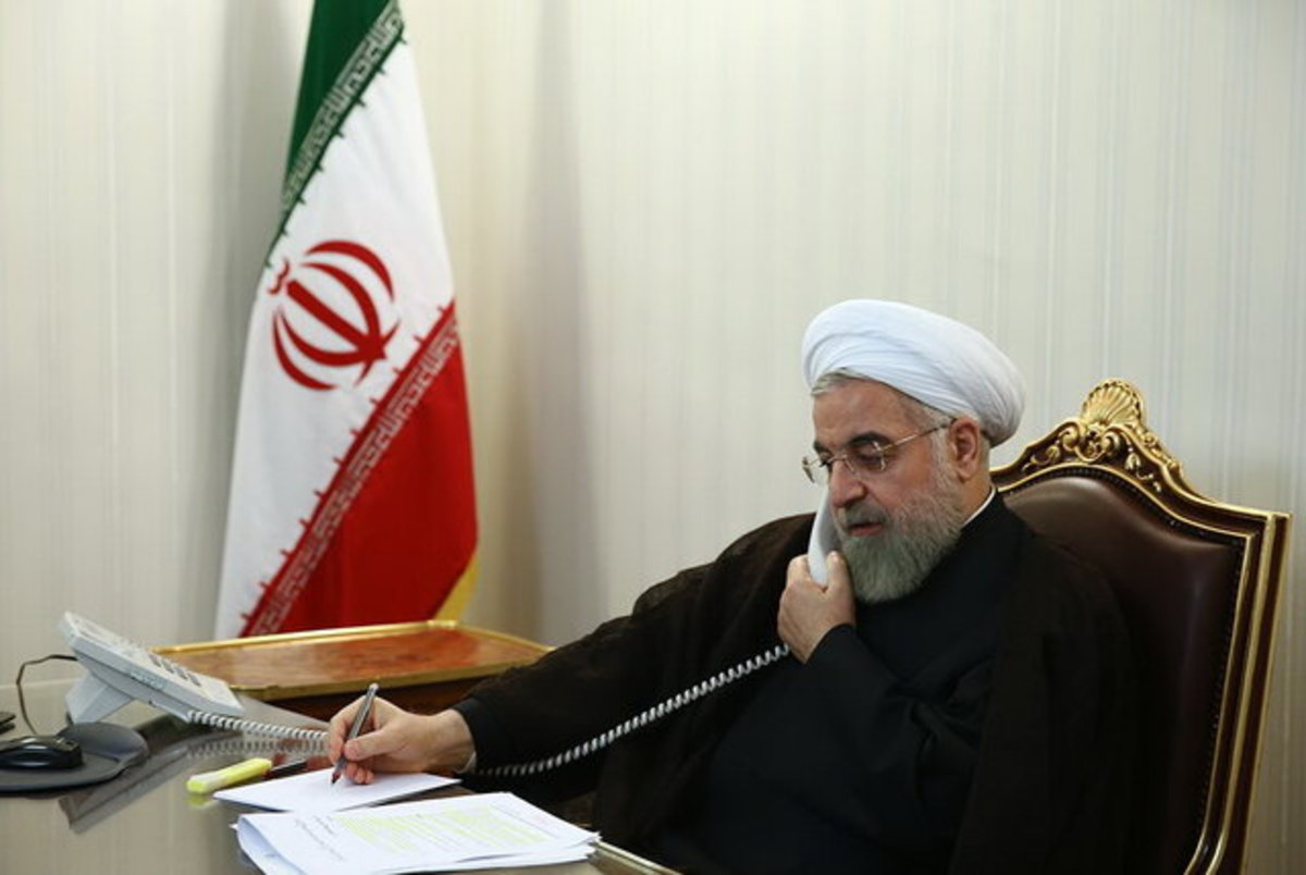روحانی در گفت و گو با امیر قطر: ضرورت افزایش تلاش‌ها برای تقویت همکاری‌های دو کشور