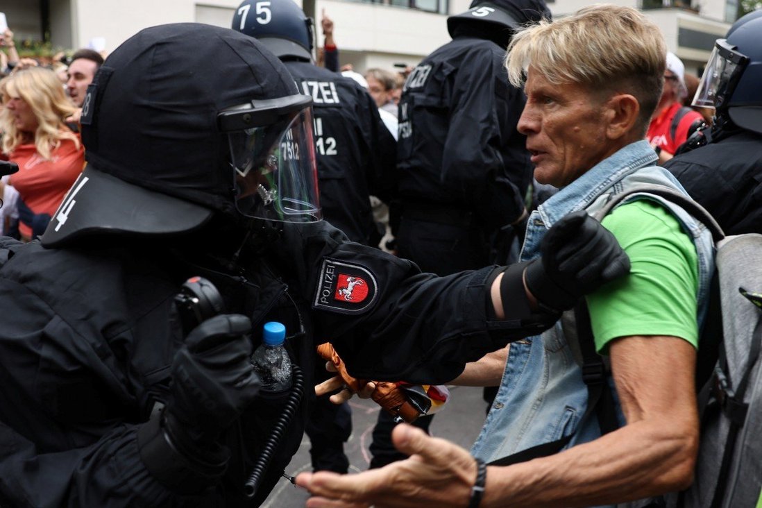 درگیری معترضان و پلیس برلین