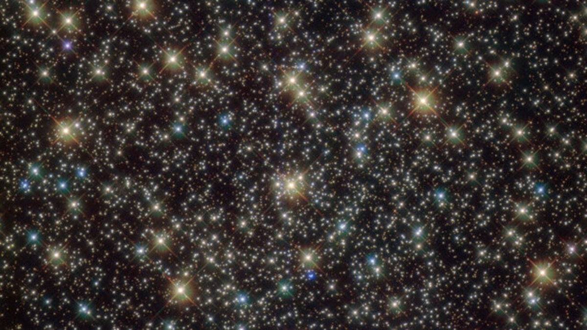 ادعای یک فیزیکدان: ستاره‌ها می‌توانند ابزار ارتباطی بیگانگان باشند