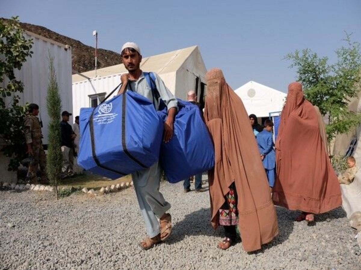 سازمان ملل: همسایگان افغانستان مرزهایشان را به روی پناهندگان باز کنند