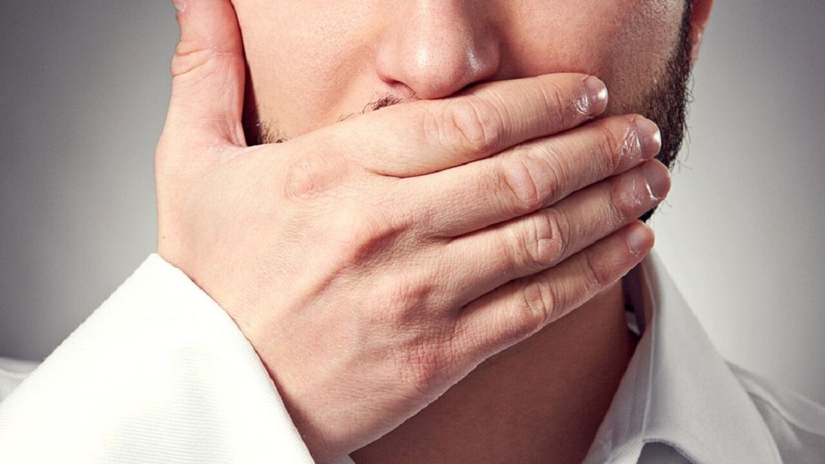 ۶ عادت غلط زندگی، مقصر بوی بد دهان
