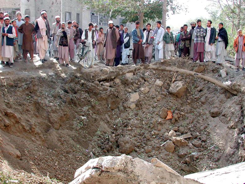 بمباران امریکا در افغانستان 2001