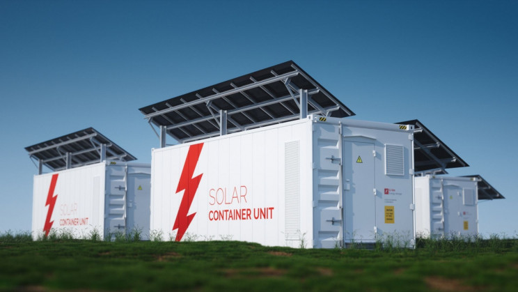 بزرگ‌ترین باتری خورشیدی جهان به زودی عملیاتی می شود