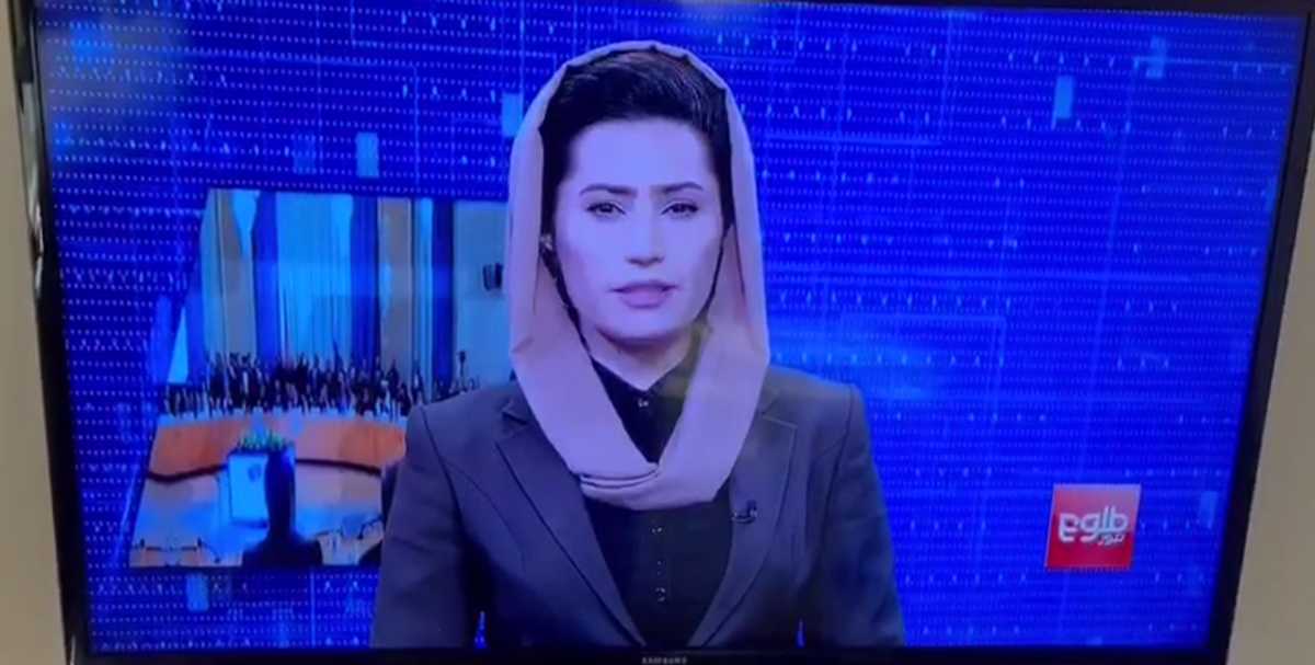 مجریان زن افغانستانی كار خود را از سر گرفتند (فیلم)
