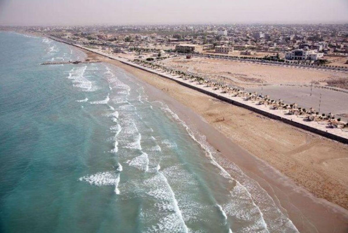 بوشهر/ ابراز نگرانی فعالان اجتماعی گناوه از ساحل‌خواری