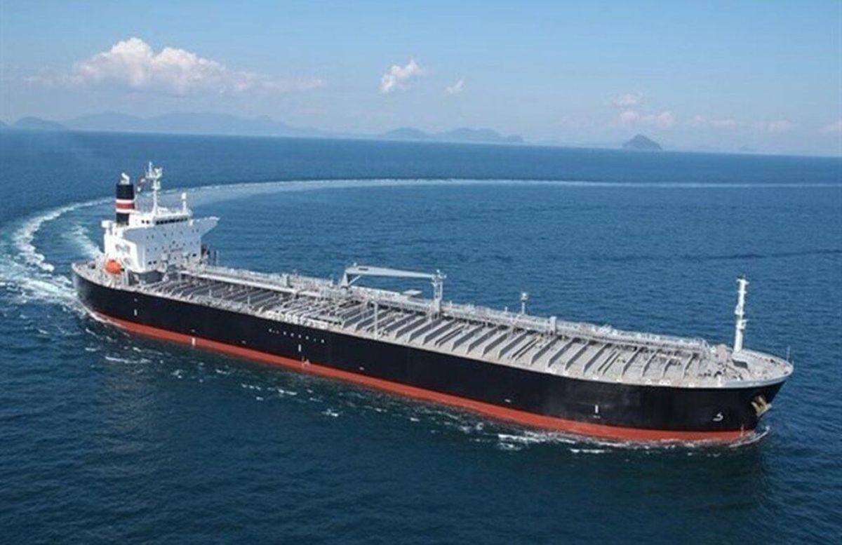 ایرنا: ورود کشتی ایرانی به سوریه و انتقال سوخت با تانکر به لبنان