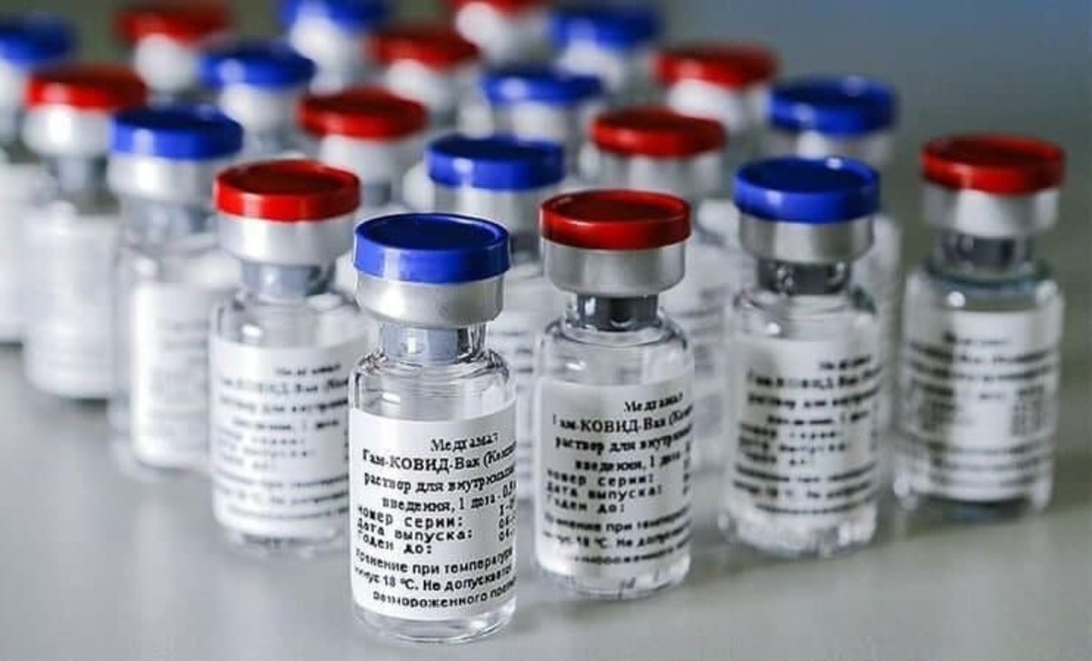 دستیار وزیر امور خارجه: تزریق روزانه ۲ میلیون دُز واکسن از هفته بعد امکان‌پذیر است