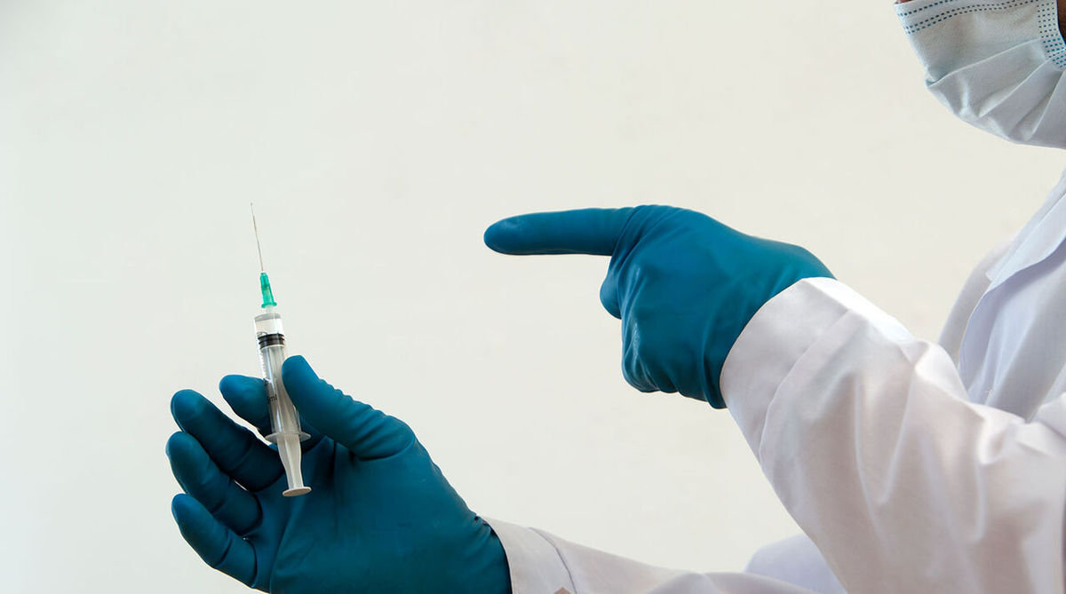 در صورت داشتن علامت سرماخوردگی برای تزریق واکسن چه کنیم؟