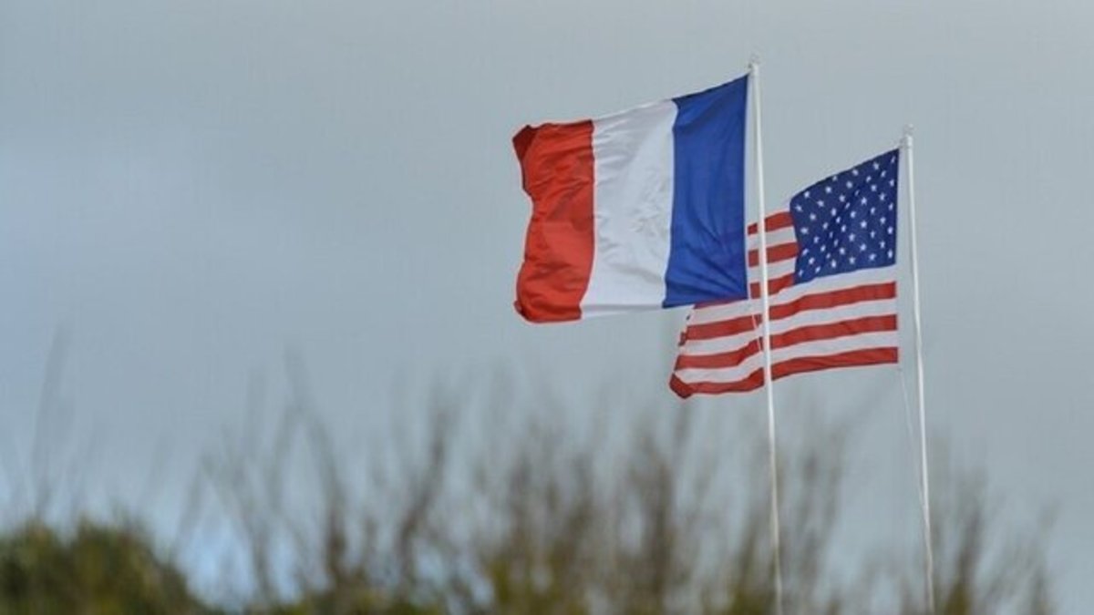 فرانسه سفرایش را از آمریکا و استرالیا فراخواند