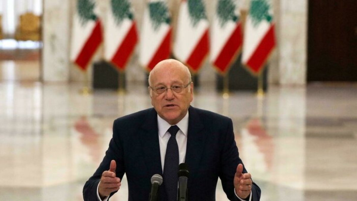 نخست وزیر لبنان: محموله سوخت ایران، نقض حاکمیت لبنان است